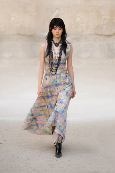Look 49
